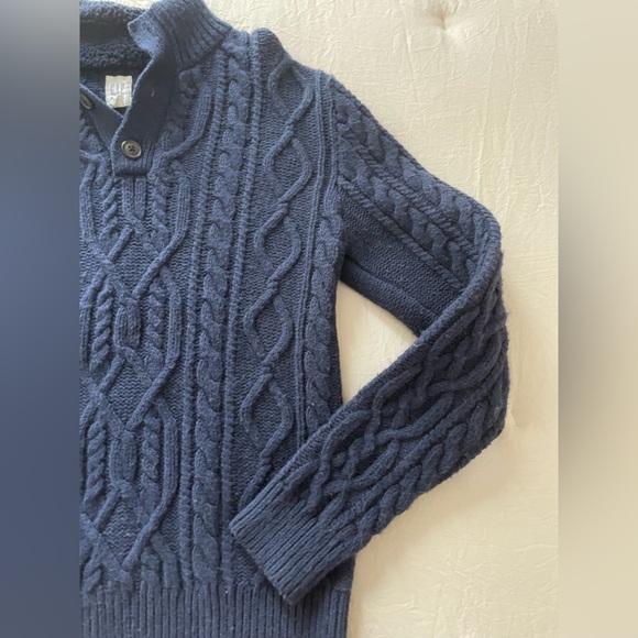 Gap kids knitted sweater size xxl (14-16) - Picture 2 of 4